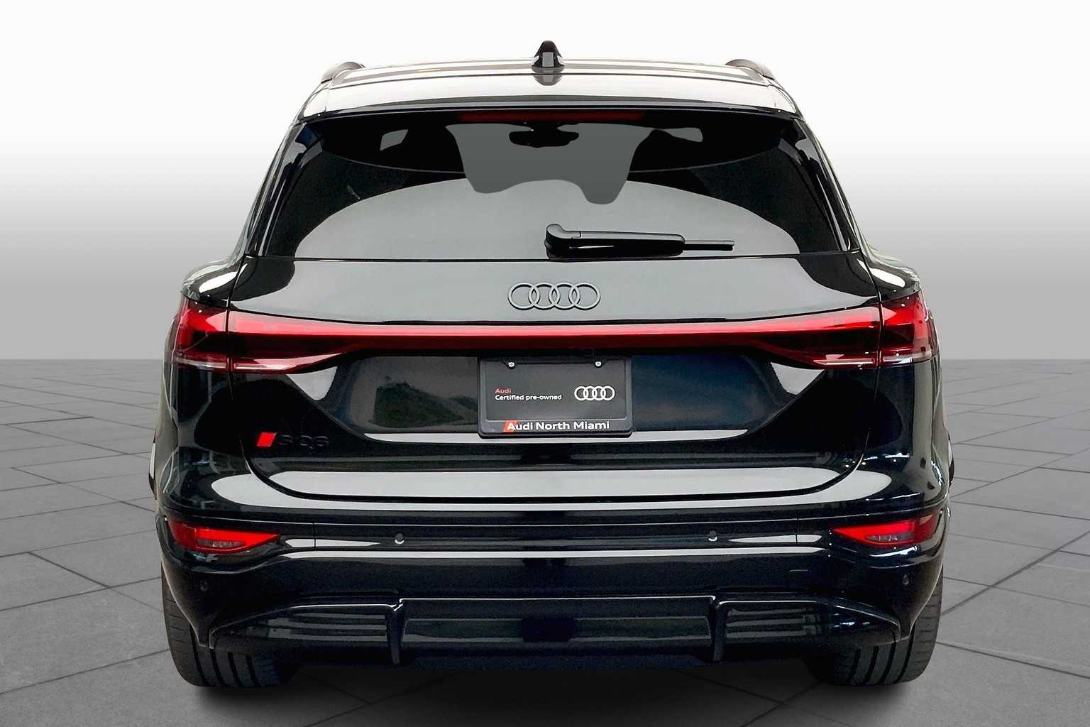2025 Audi SQ6 photo 4