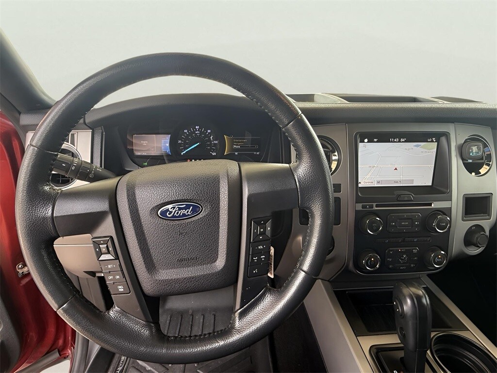 2017 Ford Expedition XLT photo 4
