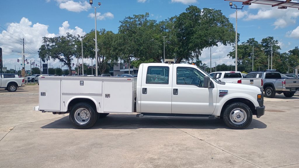 2008 Ford F-350 XL Crew Cab 200-In DRW's photo