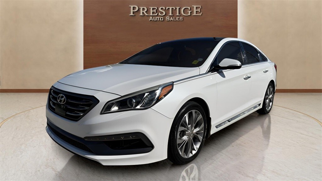 2017 Hyundai Sonata Limited photo 2