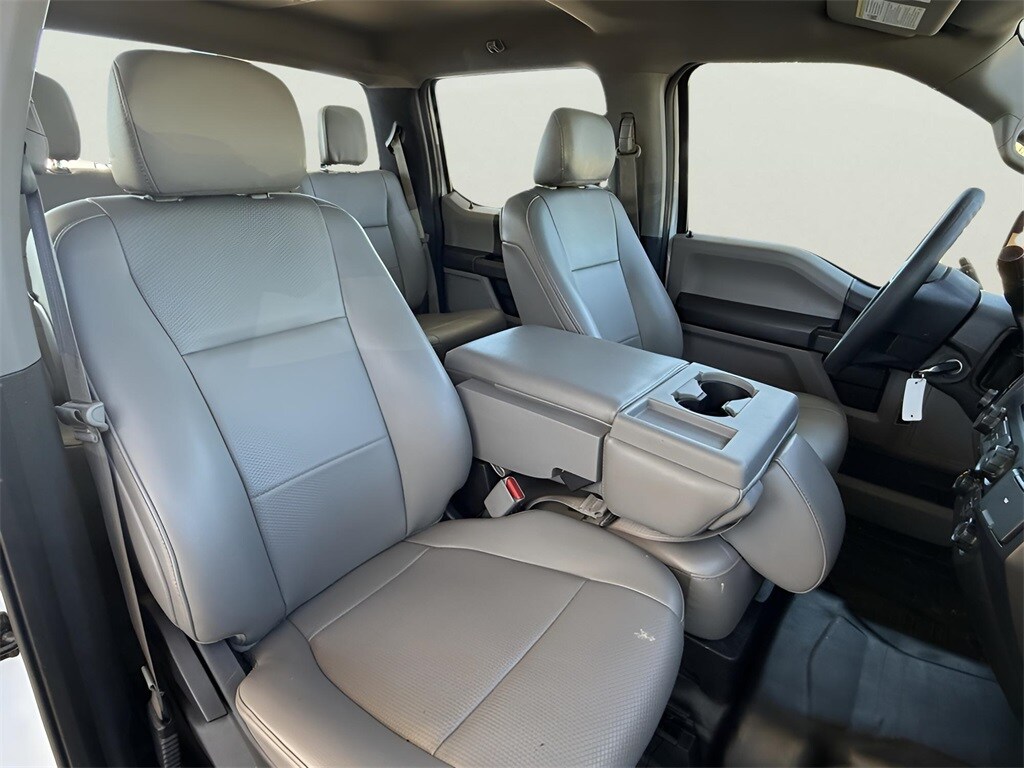 2017 Ford F-150 XL photo 2
