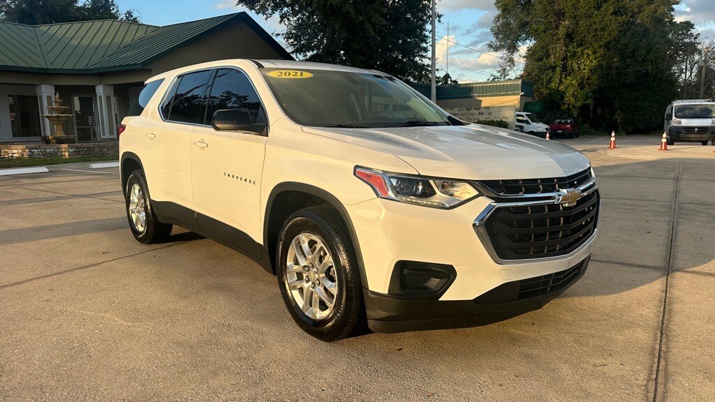 Used 2021 Chevrolet Traverse LS SUV