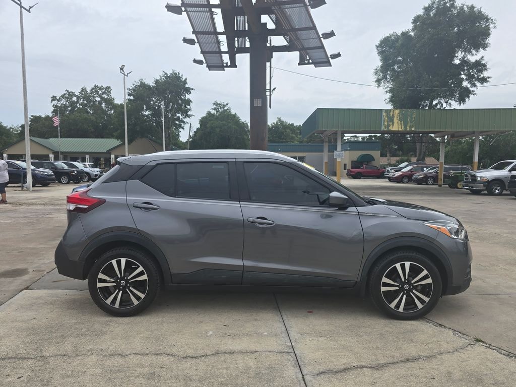 Used 2018 Nissan Kicks SV SUV