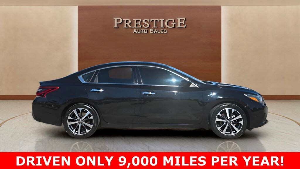 Used 2017 Nissan Altima 2.5 SR Sedan