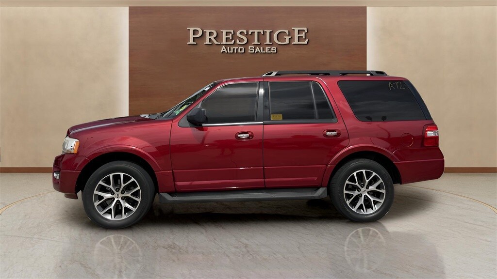 2017 Ford Expedition XLT photo 2
