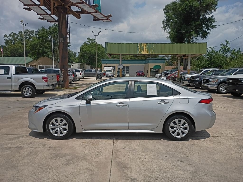 Used 2020 Toyota Corolla LE Sedan
