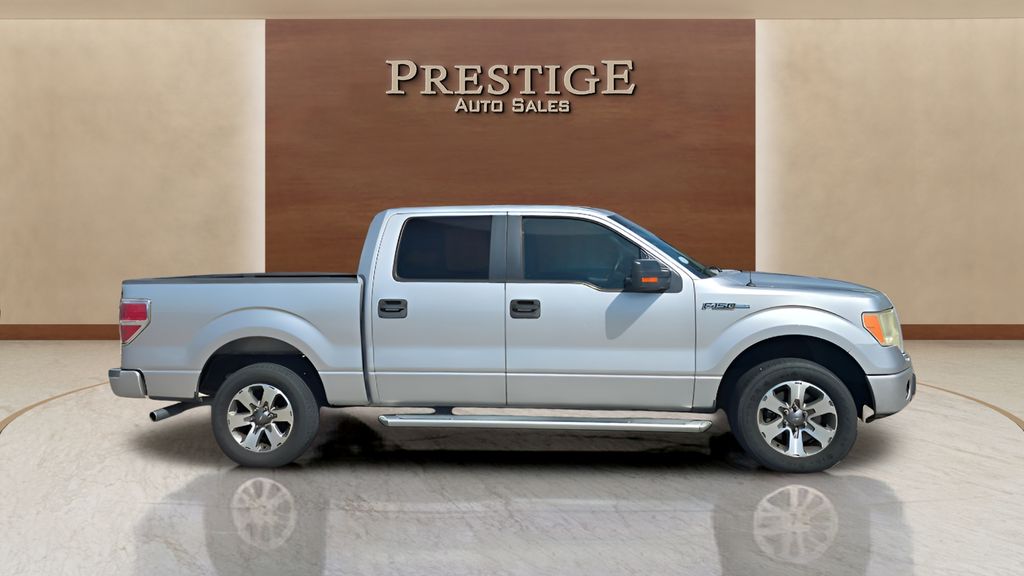 2011 Ford F-150 XLT SuperCrew 145-in's photo