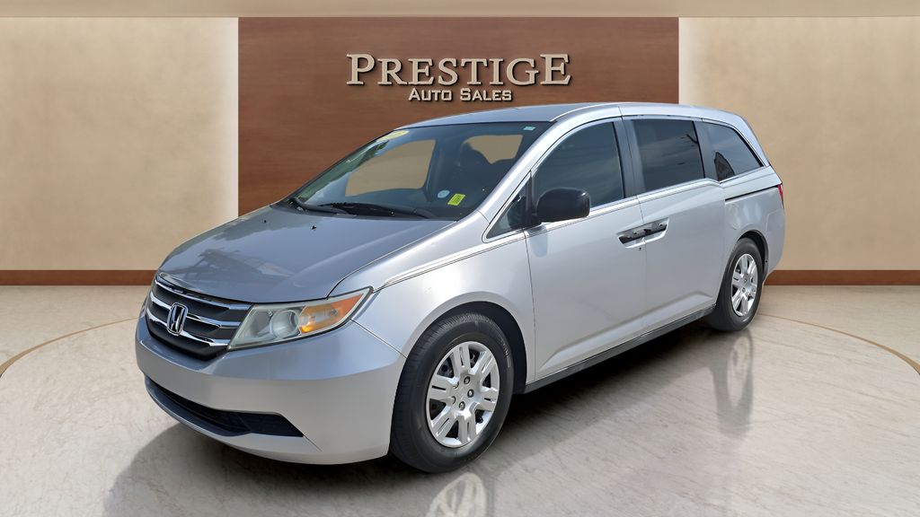 2013 Honda Odyssey LX - Photo 11
