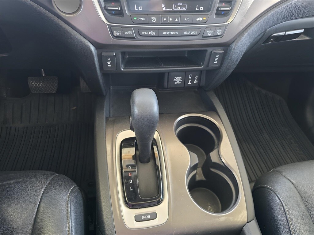 2017 Honda Pilot EX-L photo 4