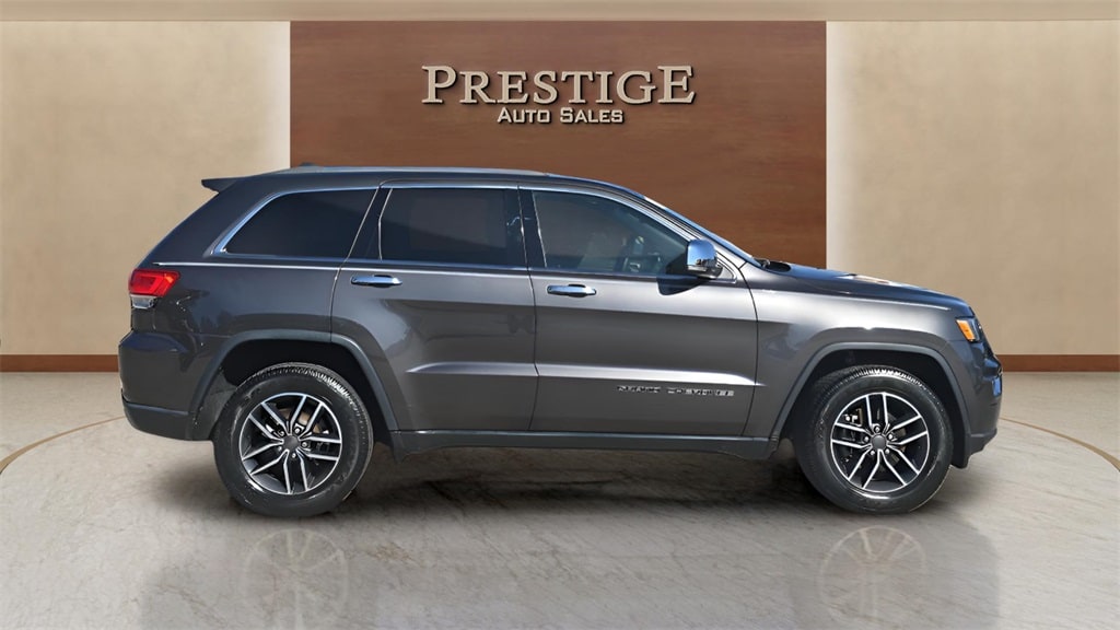 2019 Jeep Grand Cherokee Limited's photo