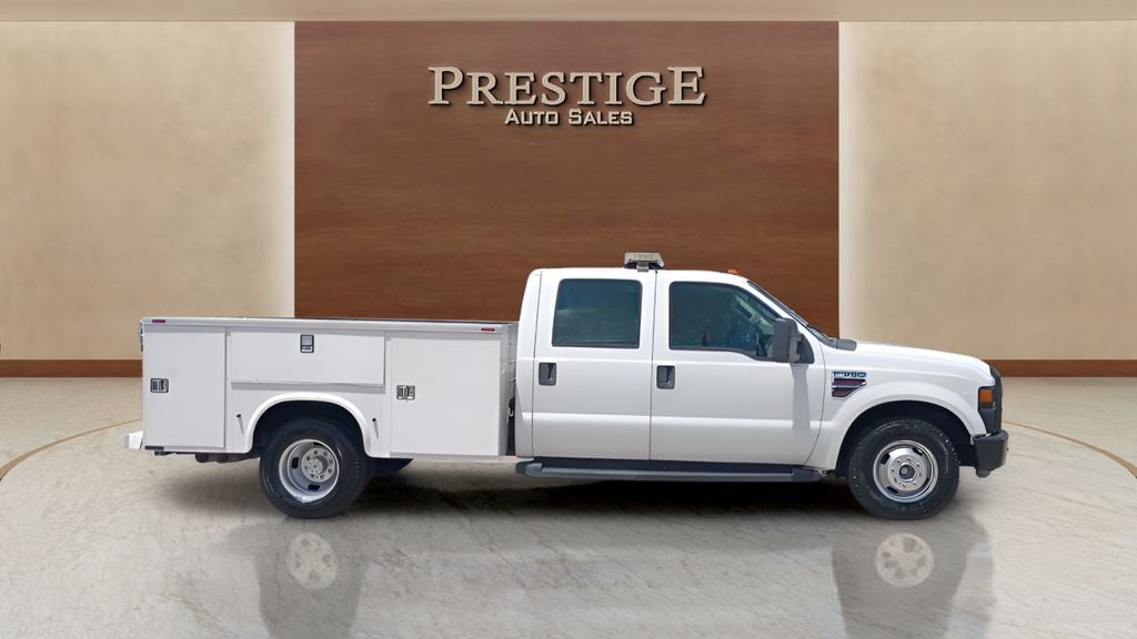 2008 Ford F-350 Chassis XL