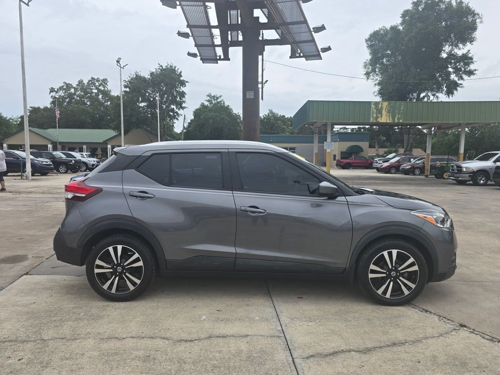 Used 2018 Nissan Kicks SV SUV