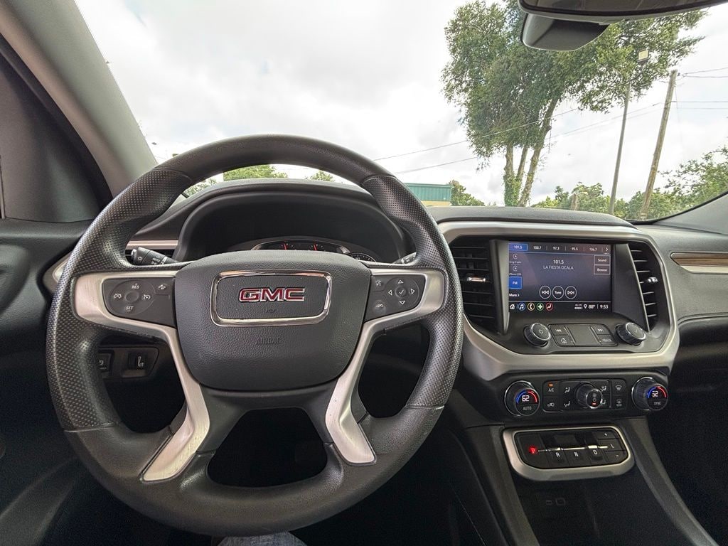 Used 2023 GMC Acadia SLE SUV