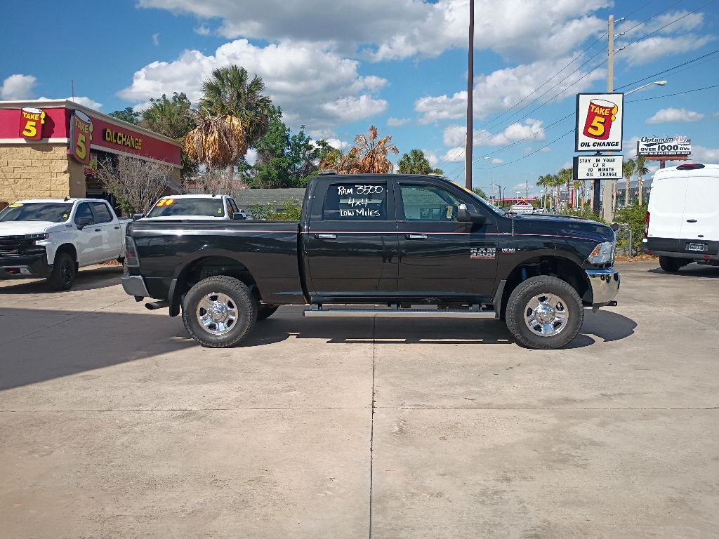 2018 RAM 3500 SLT 4X4 Crew Cab SWB's photo