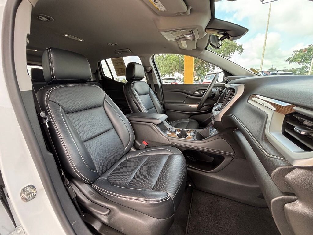 Used 2023 GMC Acadia SLE SUV