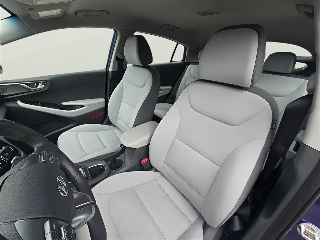 Used 2022 Hyundai Ioniq Hybrid SE Hatchback