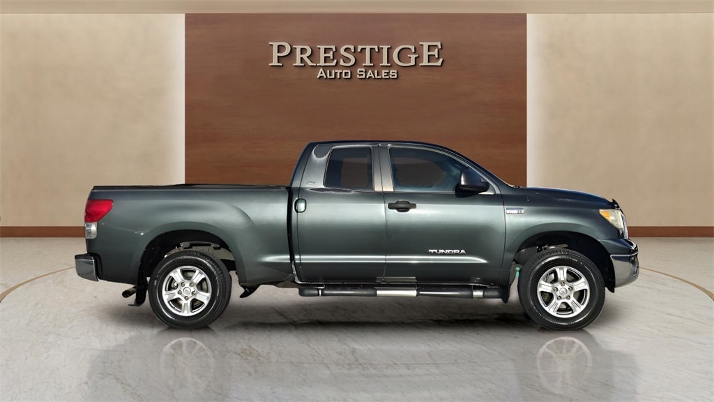 2008 Toyota Tundra SR5's photo