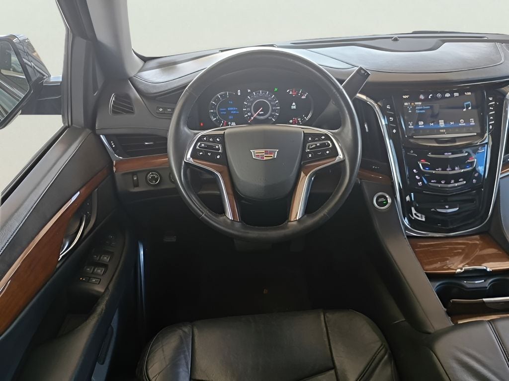 Used 2016 Cadillac Escalade Luxury SUV