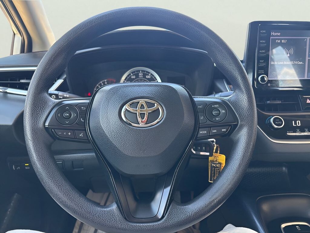 Used 2022 Toyota Corolla LE Sedan