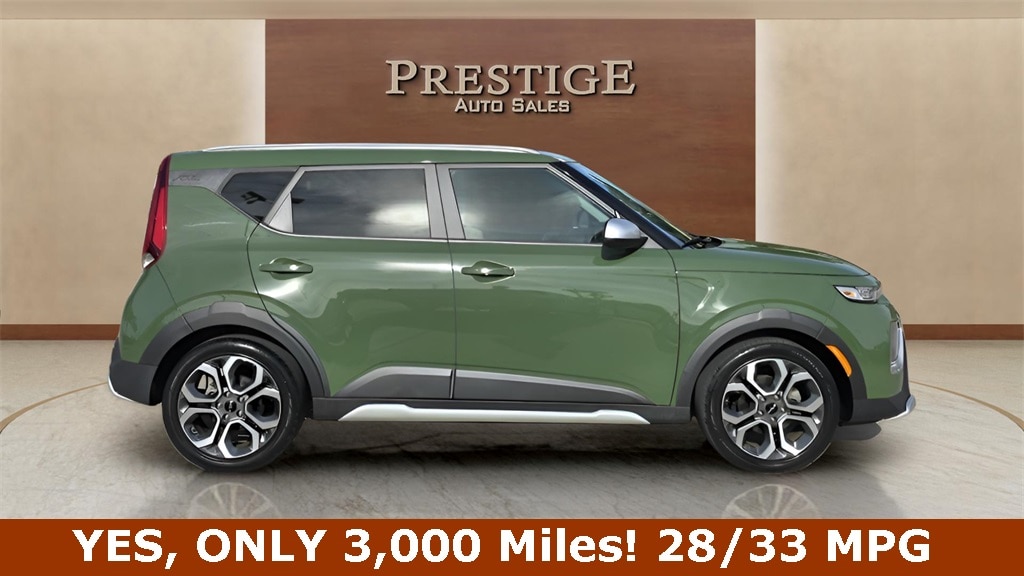 2022 Kia Soul X-Line's photo