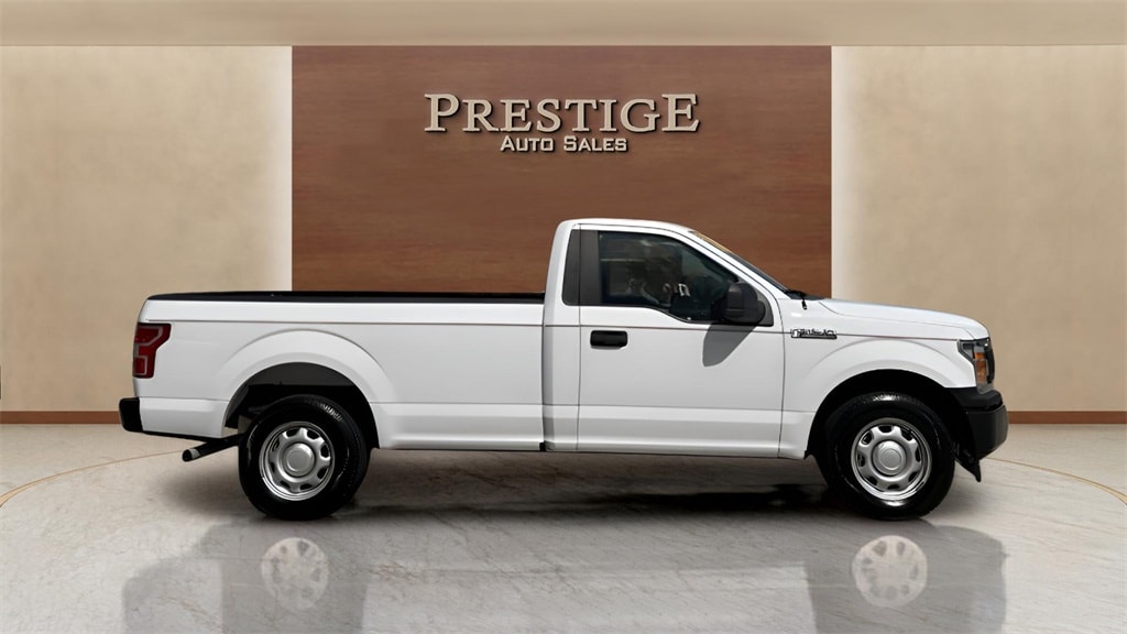 2019 Ford F-150 XL's photo