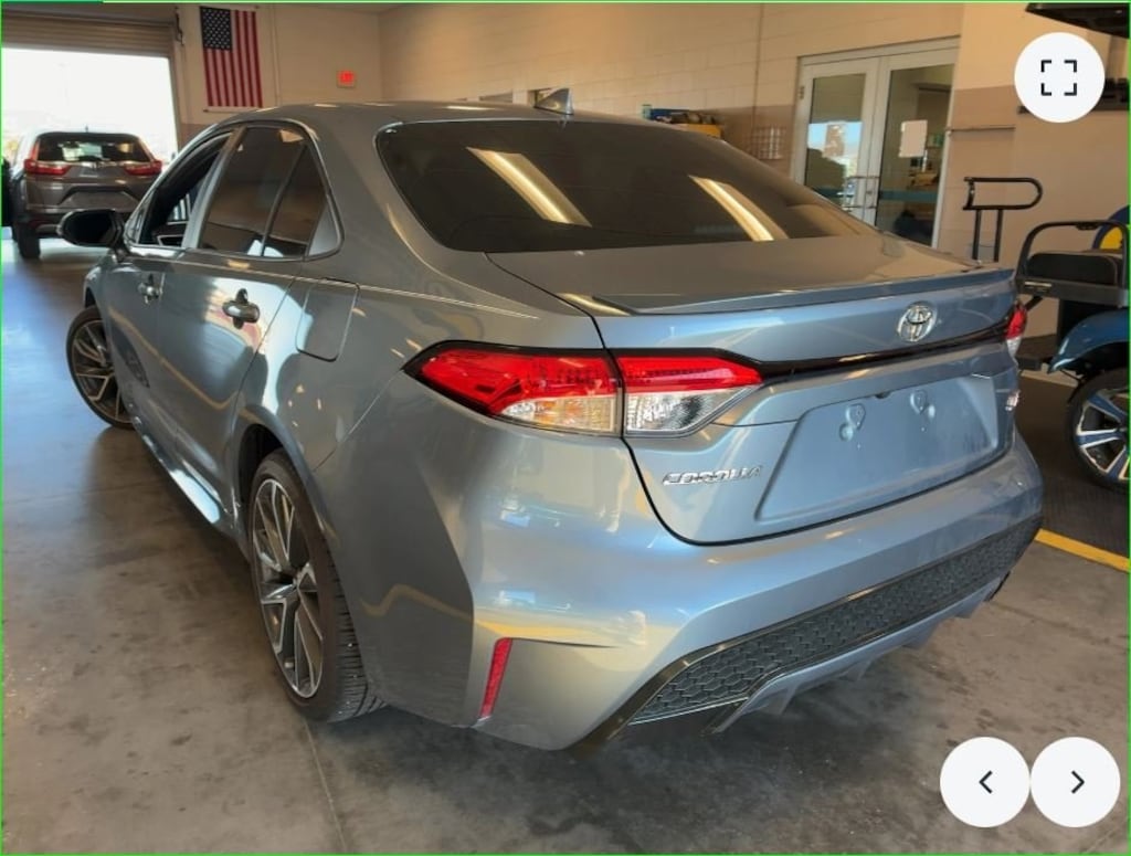 Used 2020 Toyota Corolla SE Sedan