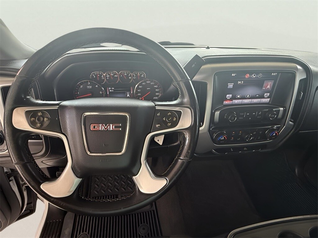 2015 Gmc Sierra 1500 SLE photo 3