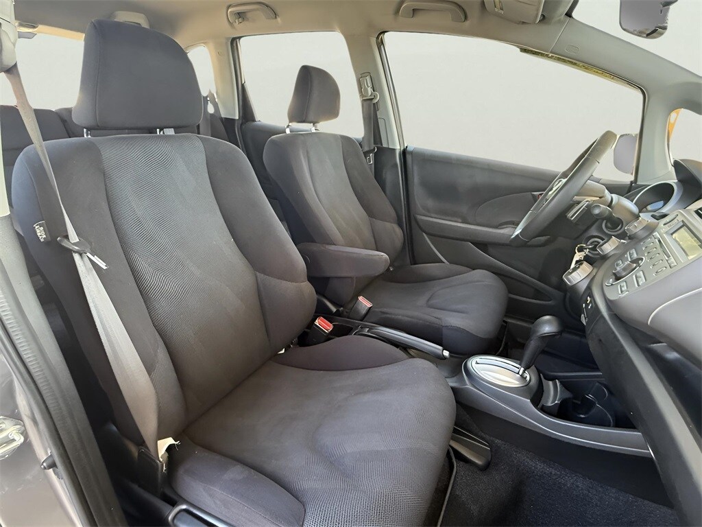 2010 Honda Fit Sport photo 2