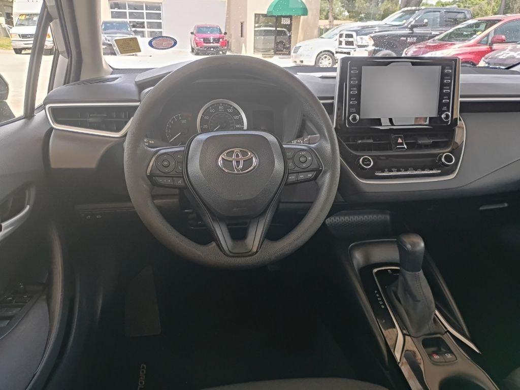 Used 2020 Toyota Corolla LE Sedan