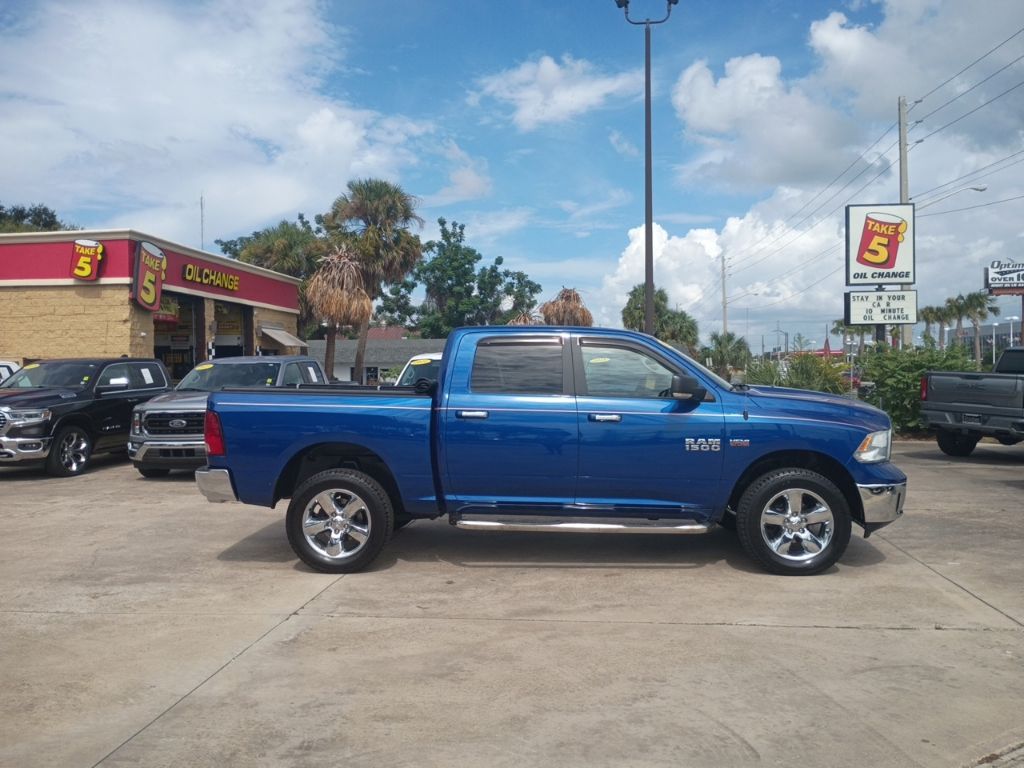 2017 Ram 1500 SLT
