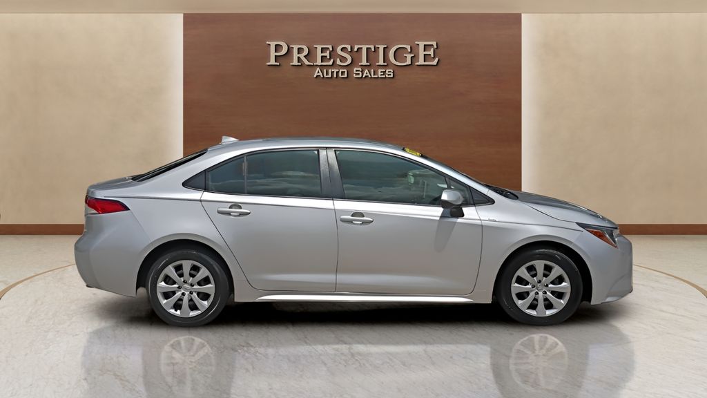 2020 Toyota Corolla LE AT's photo