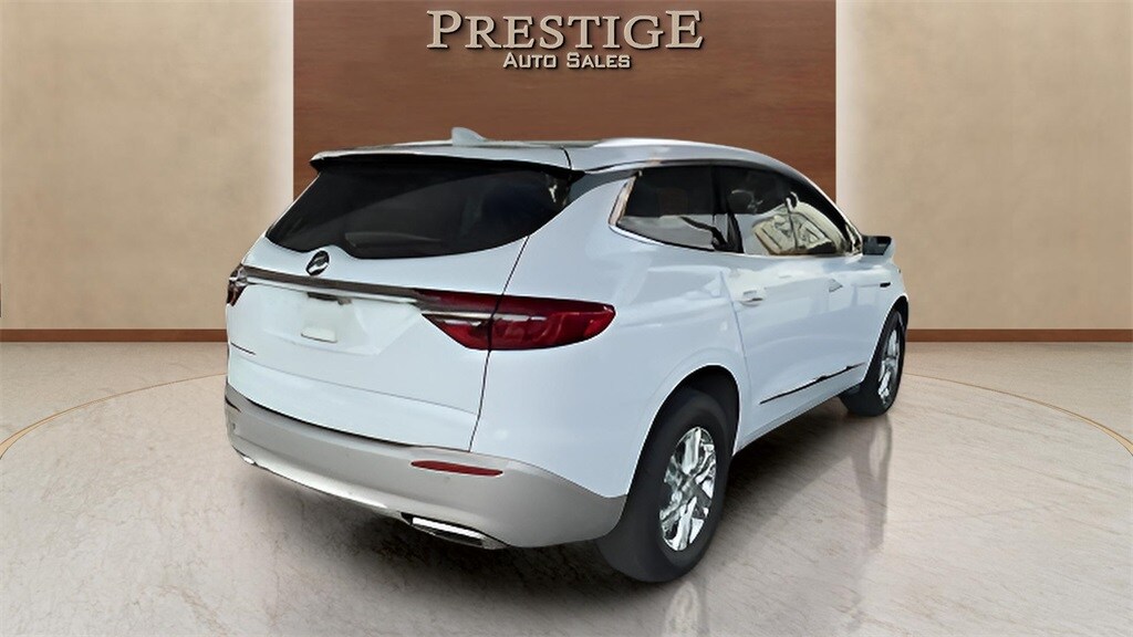 2020 Buick Enclave Essence photo 3