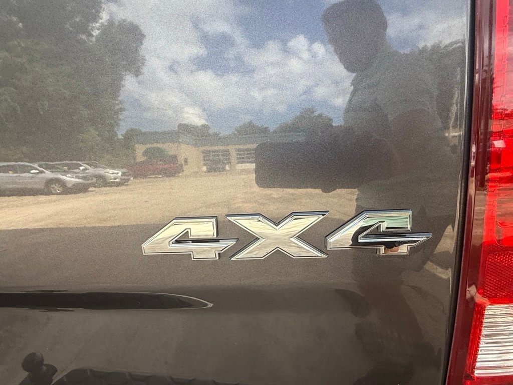 Used 2016 Ram 1500 SLT Truck