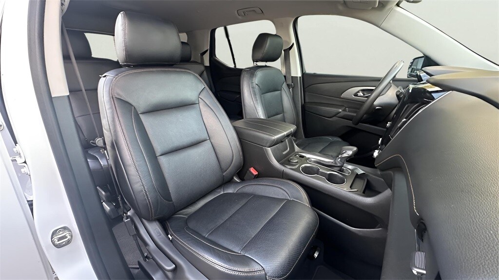 Used 2021 Chevrolet Traverse LS SUV