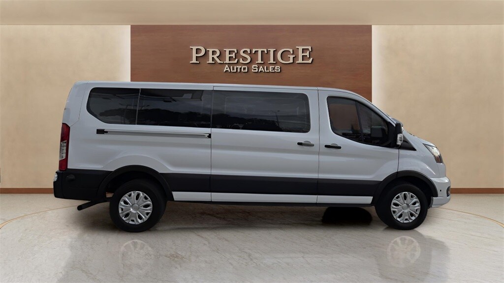 2024 Ford Transit photo 2