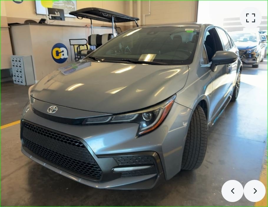 2020 Toyota Corolla SE's photo