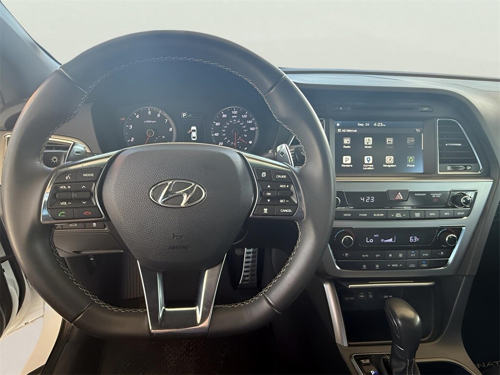 2017 Hyundai Sonata Limited photo 4