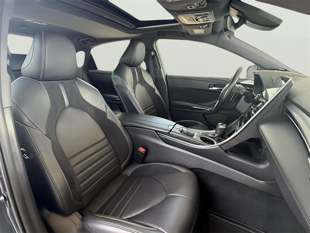 2020 Toyota Avalon Touring photo 3