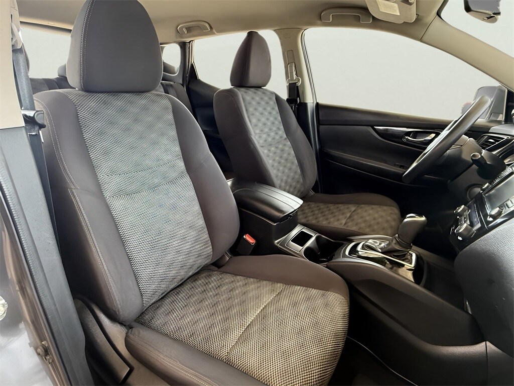 2019 Nissan Rogue Sport SV photo 3