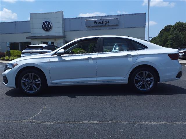 Certified 2023 Volkswagen Jetta SE with VIN 3VW7M7BUXPM021938 for sale in Turnersville, NJ