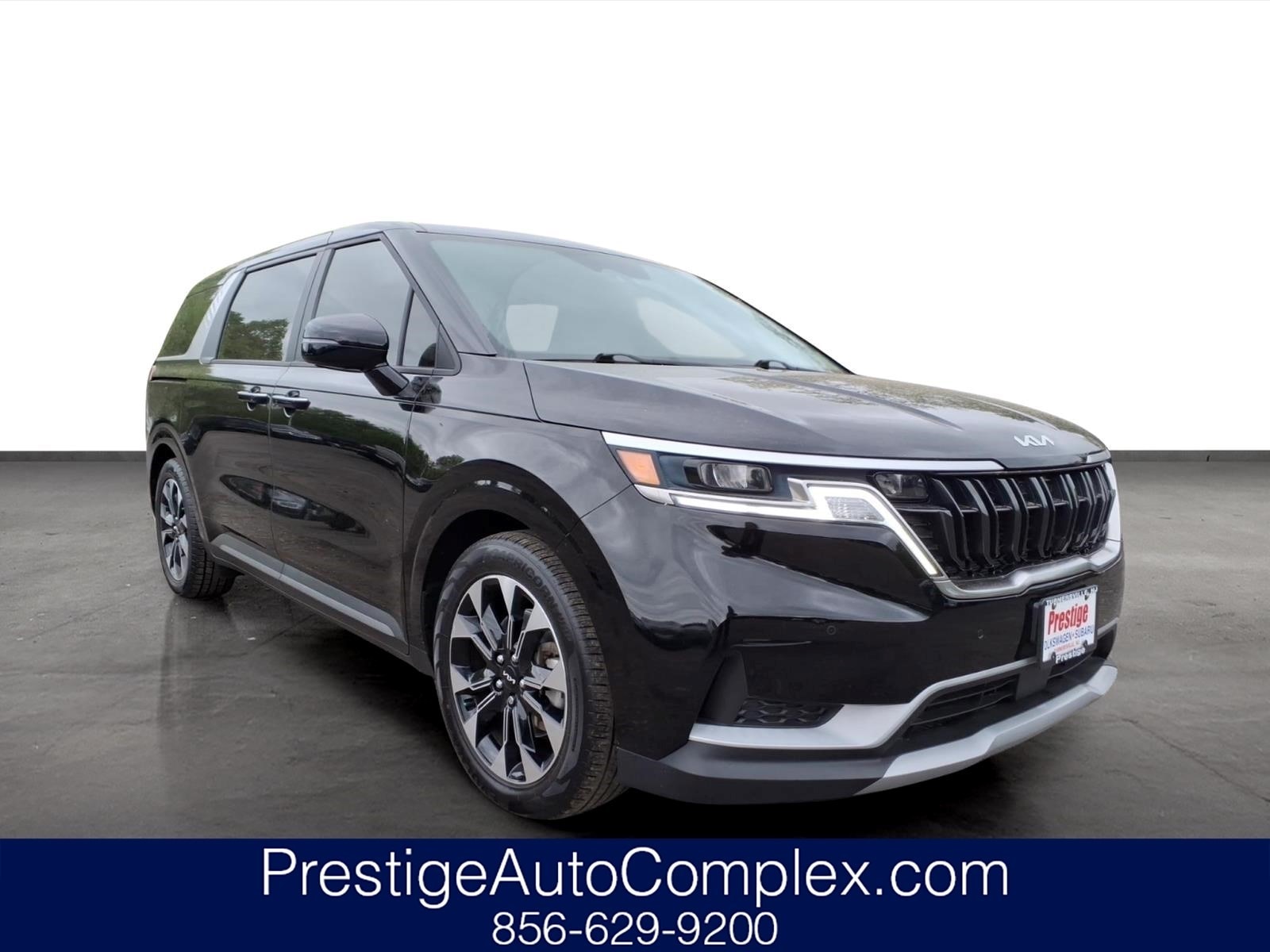 2024 Kia Sedona EX's photo