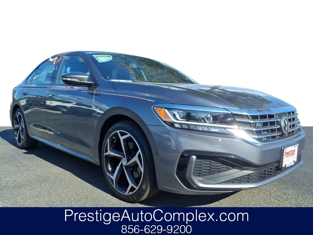 2021 Volkswagen Passat 2.0T R-Line