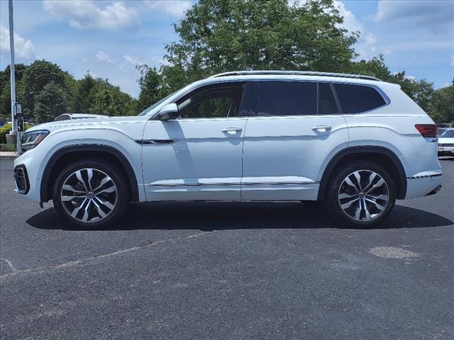 Certified 2021 Volkswagen Atlas SEL Premium R-Line with VIN 1V2FR2CA7MC538519 for sale in Turnersville, NJ