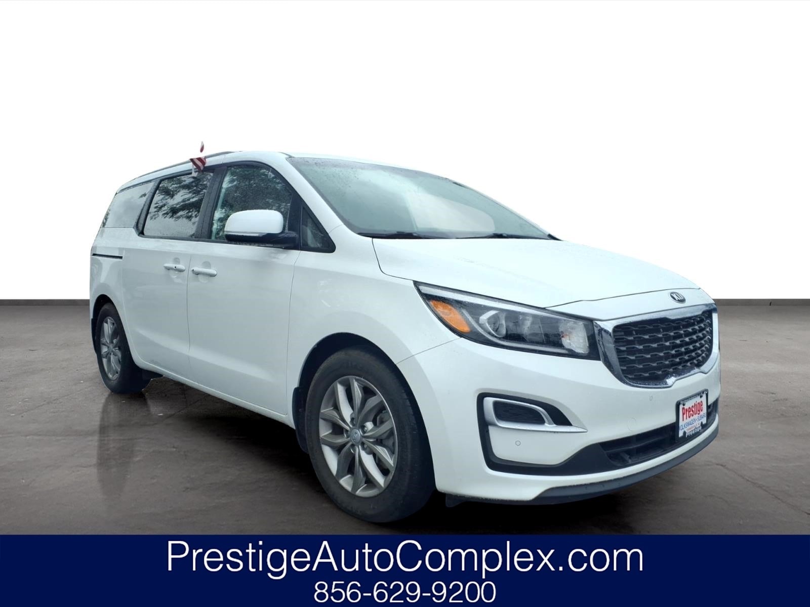2021 Kia Sedona EX's photo