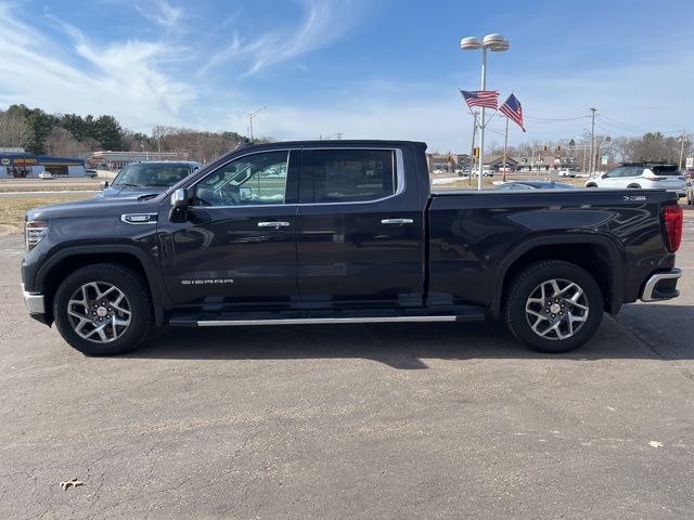2022 GMC Sierra 1500 SLT - Photo 8