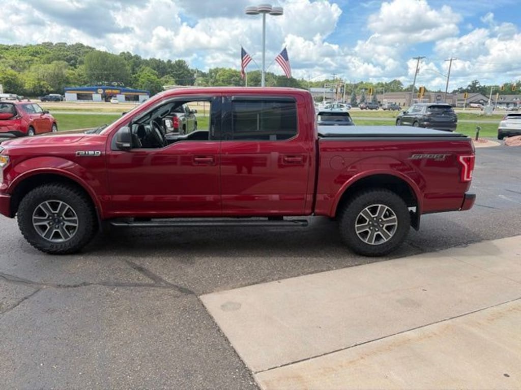 Used 2016 Ford F-150 XLT Truck SuperCrew Cab
