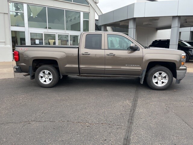 2015 Chevrolet Silverado 1500 LT photo 4