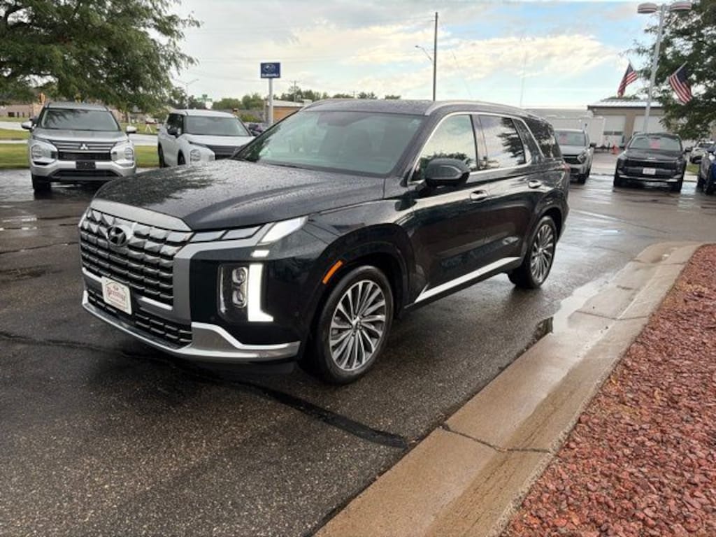 Used 2023 Hyundai Palisade Calligraphy SUV
