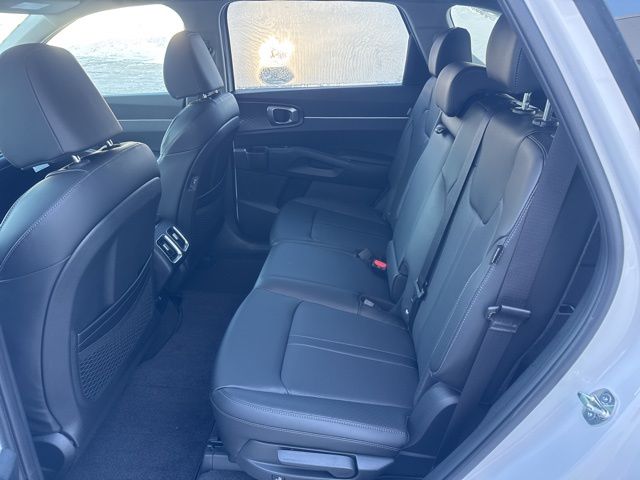 2026 Kia Sorento S - Photo 11