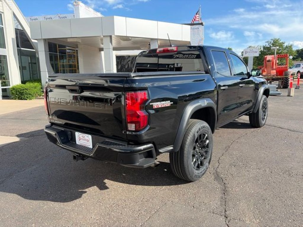 Used 2024 Chevrolet Colorado Trail Boss Truck Crew Cab